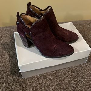 Gently worn booties 3inch heel